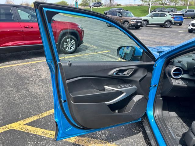 new 2025 Chevrolet Trax car, priced at $23,435