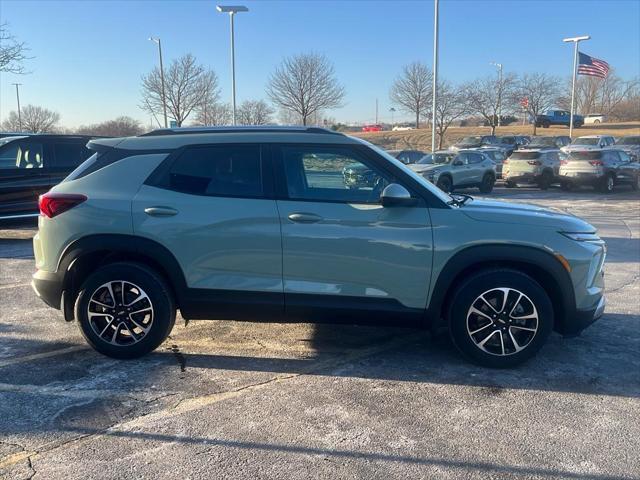 new 2025 Chevrolet TrailBlazer car, priced at $27,495