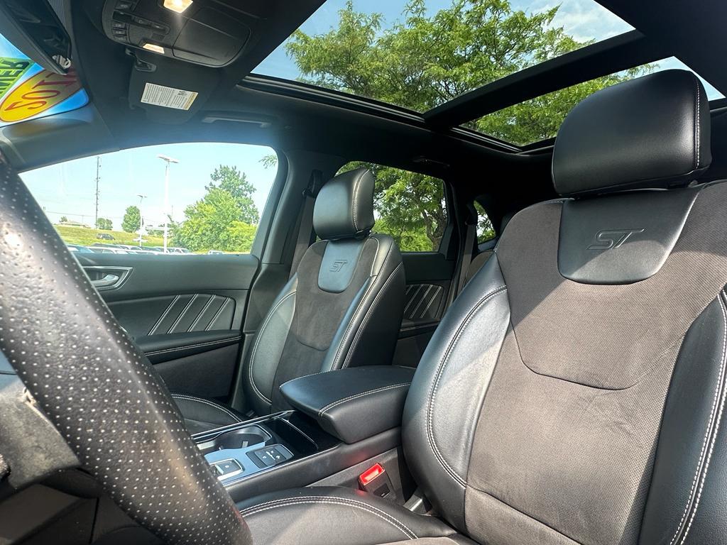 used 2019 Ford Edge car, priced at $22,725