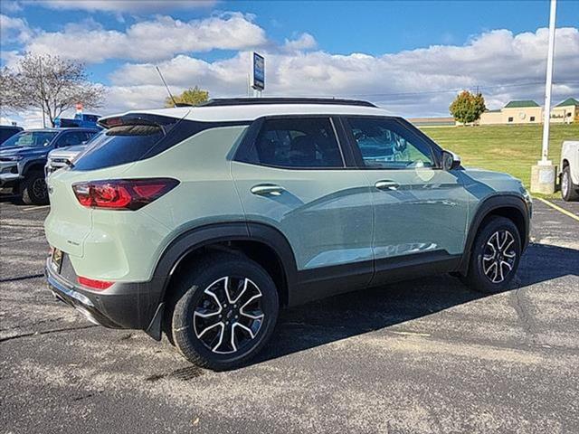 new 2025 Chevrolet TrailBlazer car, priced at $34,695