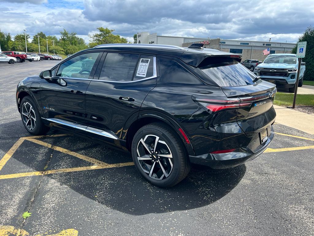new 2025 Chevrolet Equinox EV car, priced at $39,995