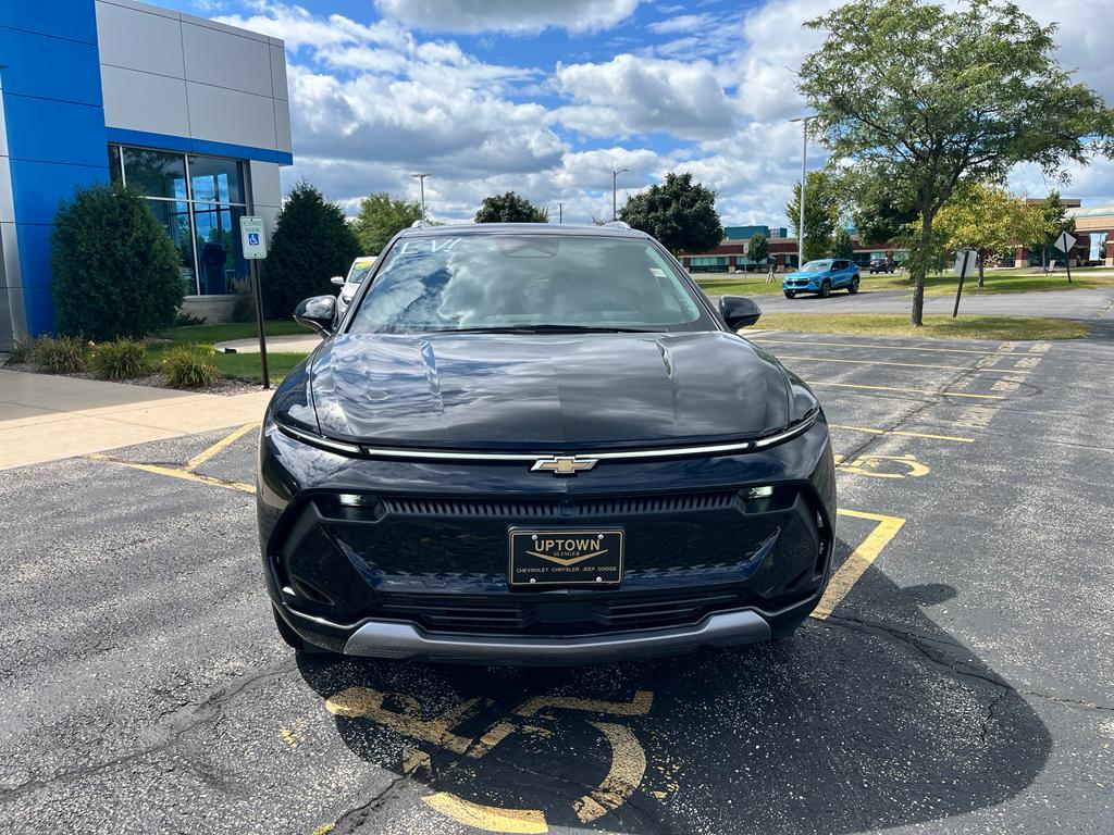 new 2025 Chevrolet Equinox EV car, priced at $39,995