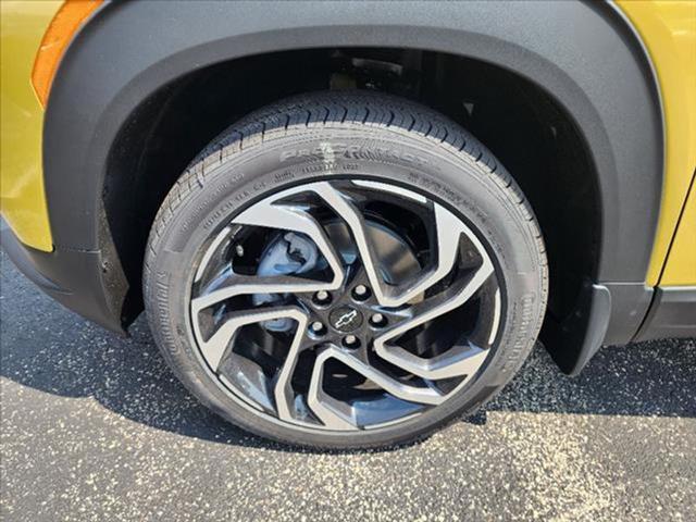 new 2025 Chevrolet TrailBlazer car, priced at $33,495