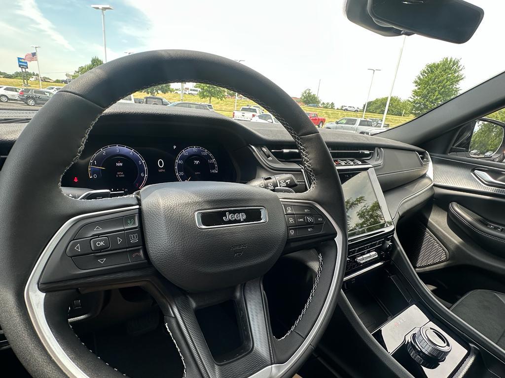 new 2025 Jeep Grand Cherokee L car, priced at $42,488