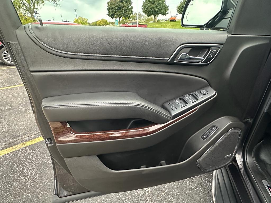 used 2018 GMC Yukon car, priced at $25,880