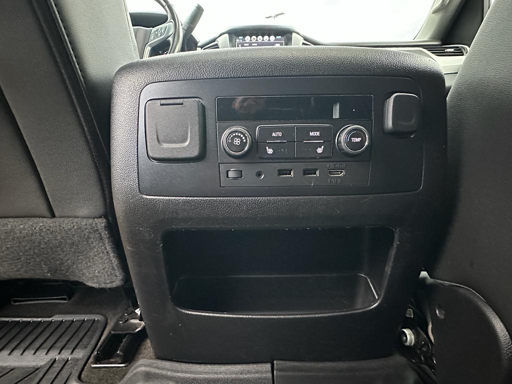 used 2018 GMC Yukon car, priced at $25,880