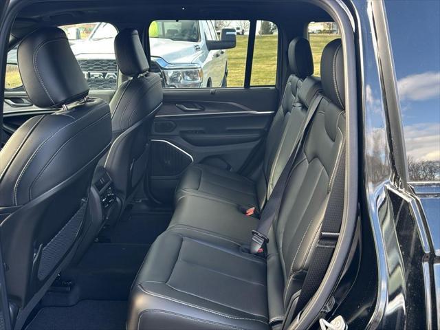 new 2025 Jeep Grand Cherokee car, priced at $58,430
