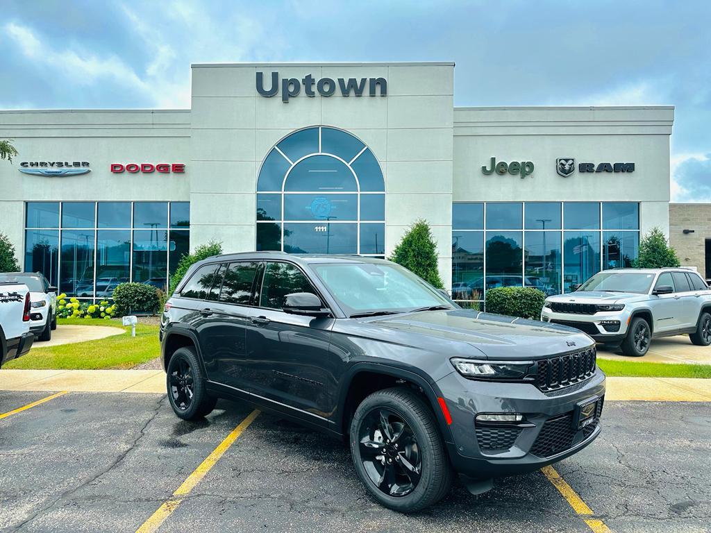 new 2025 Jeep Grand Cherokee car, priced at $51,487