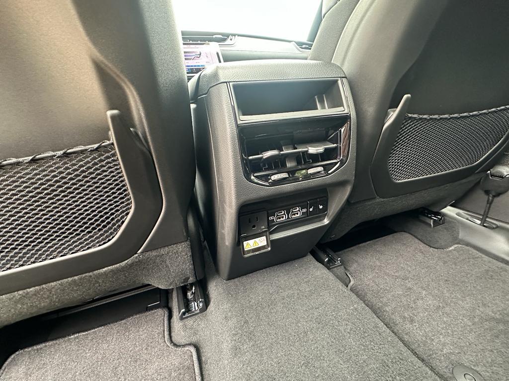 new 2025 Jeep Grand Cherokee car, priced at $51,496