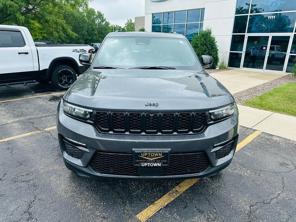 new 2025 Jeep Grand Cherokee car, priced at $51,496