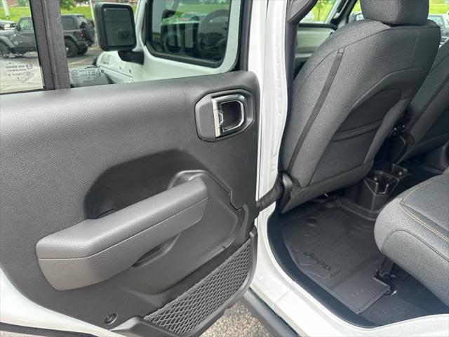 new 2025 Jeep Wrangler car, priced at $49,771