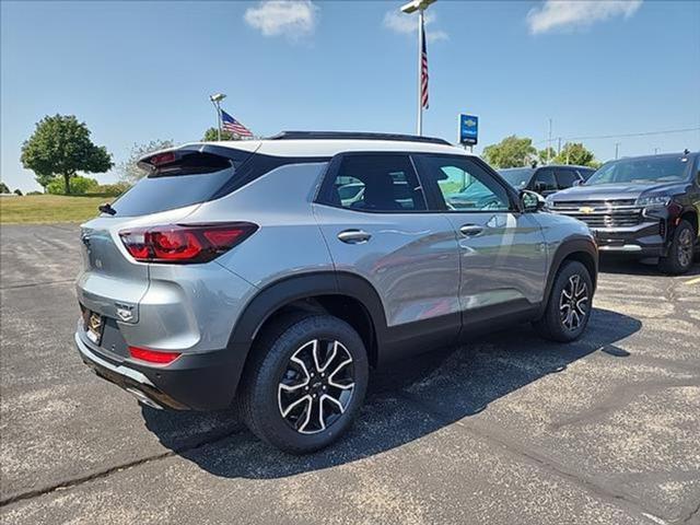 new 2025 Chevrolet TrailBlazer car, priced at $30,495