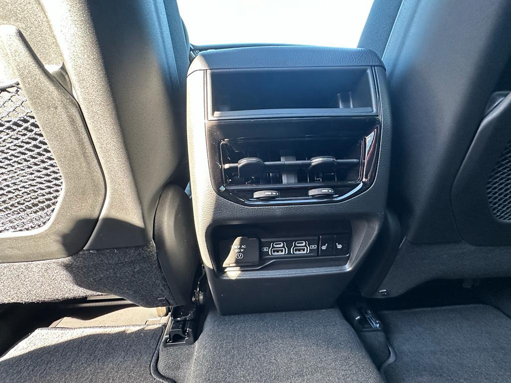 new 2025 Jeep Grand Cherokee car, priced at $47,676