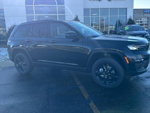 new 2025 Jeep Grand Cherokee car, priced at $48,602