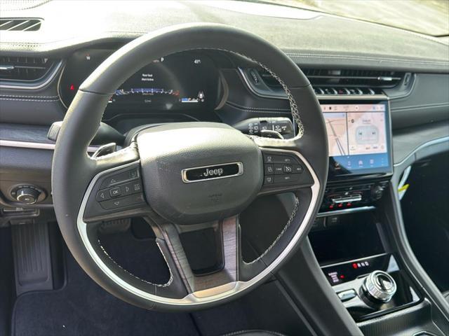 new 2025 Jeep Grand Cherokee car, priced at $42,876