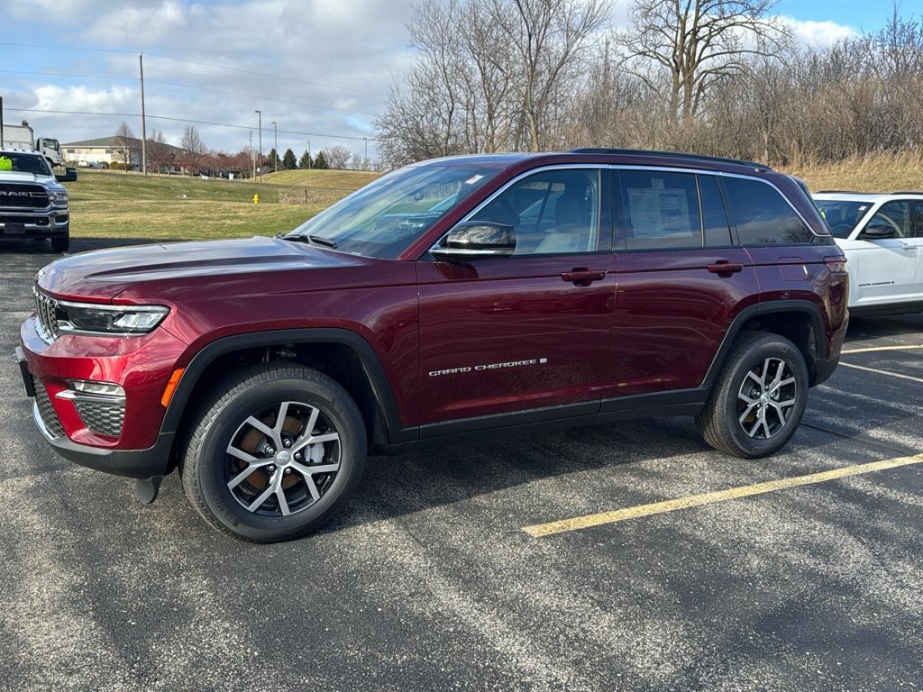 new 2025 Jeep Grand Cherokee car, priced at $42,766