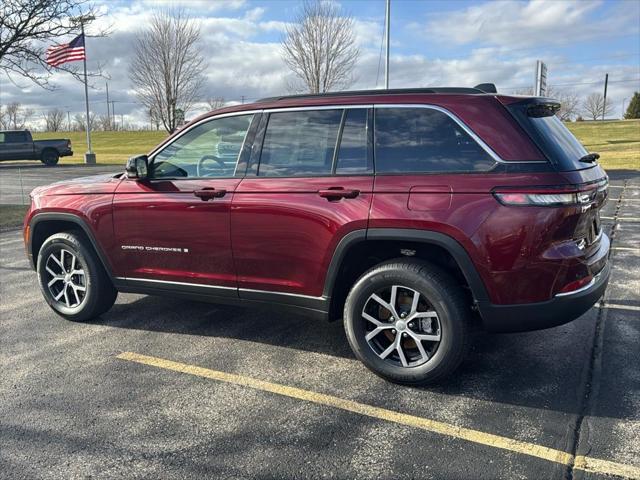 new 2025 Jeep Grand Cherokee car, priced at $42,876