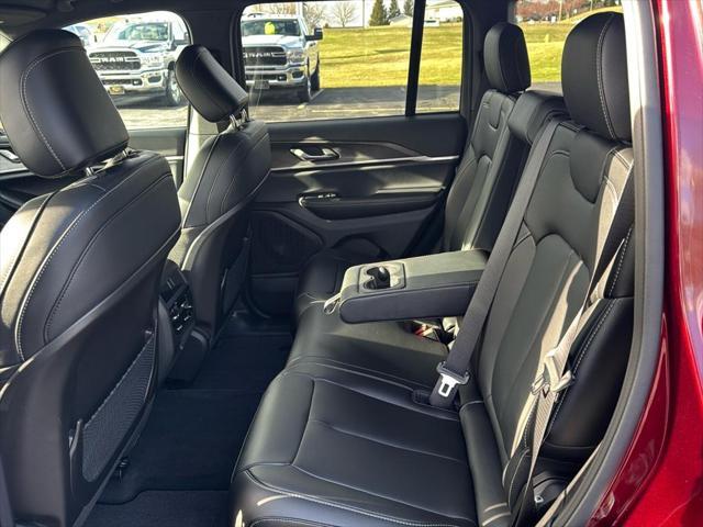 new 2025 Jeep Grand Cherokee car, priced at $42,876
