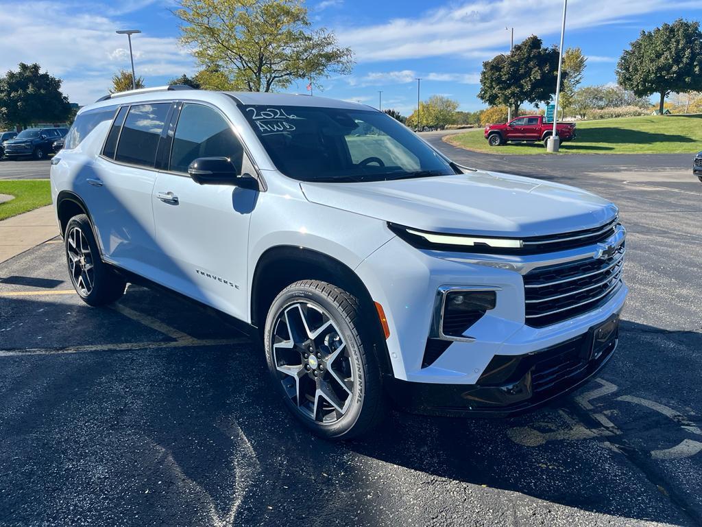 new 2026 Chevrolet Traverse car, priced at $59,210