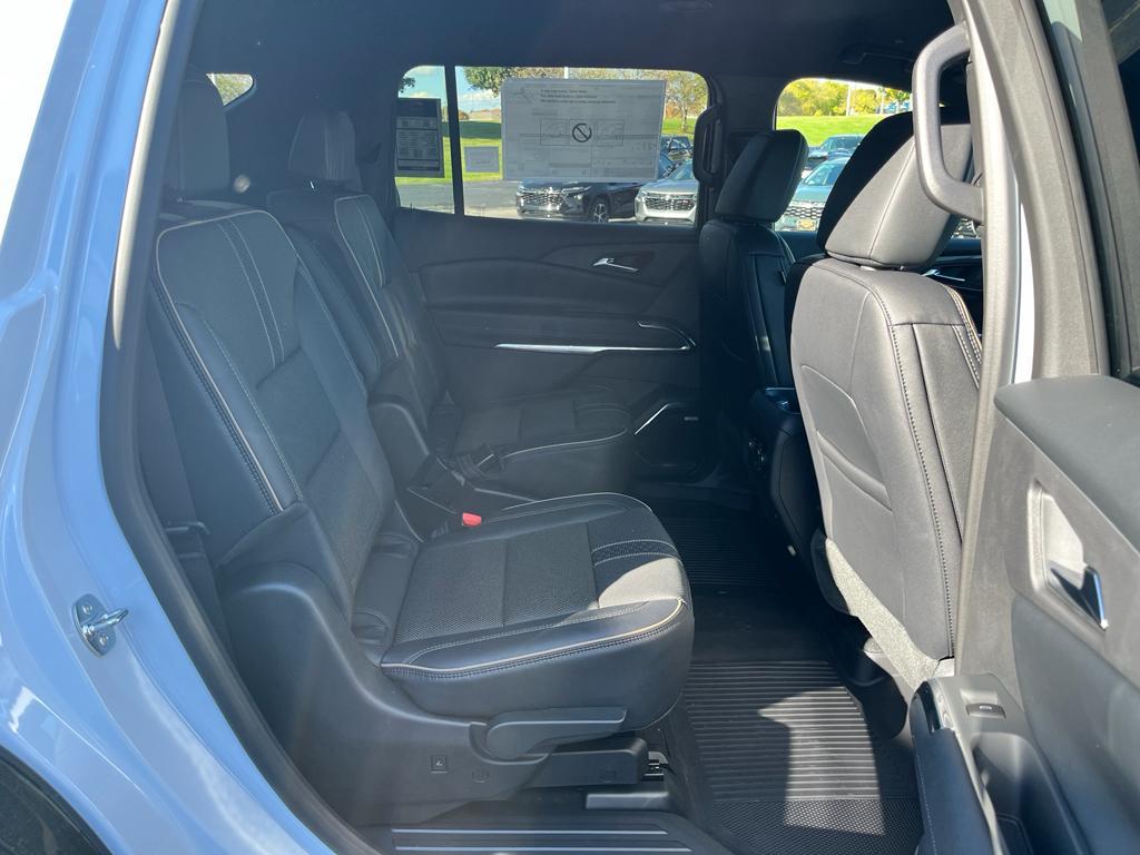 new 2026 Chevrolet Traverse car, priced at $59,210