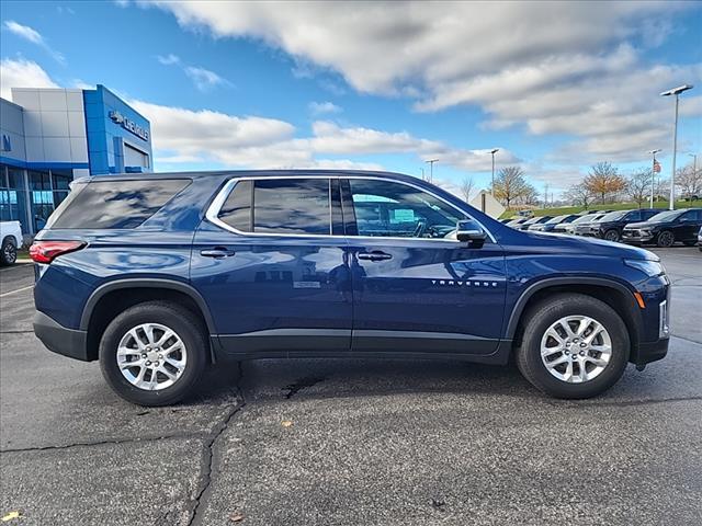 used 2023 Chevrolet Traverse car, priced at $29,300