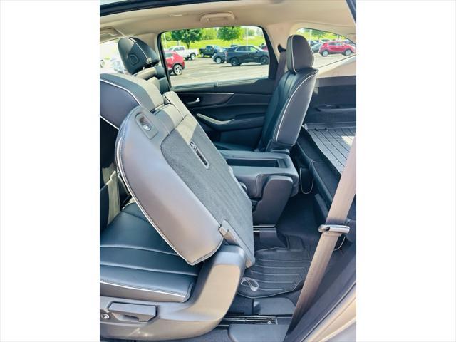 used 2023 Acura MDX car, priced at $46,525