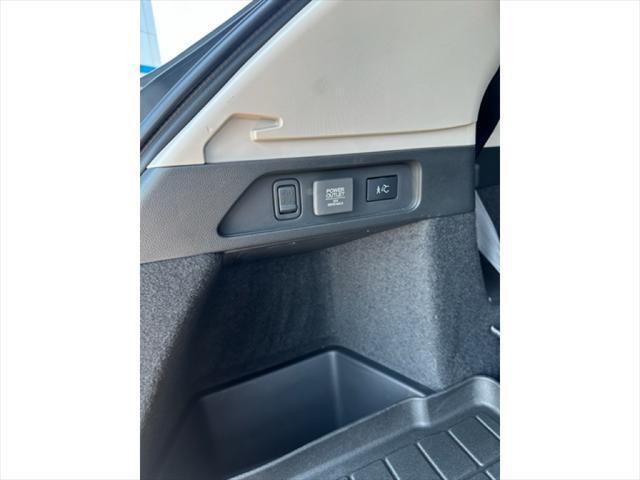 used 2023 Acura MDX car, priced at $46,525