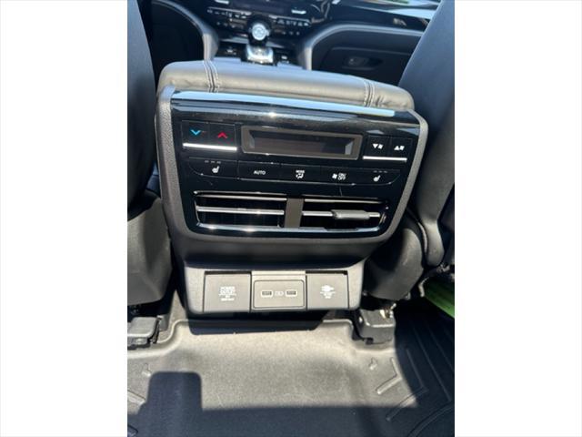 used 2023 Acura MDX car, priced at $46,525