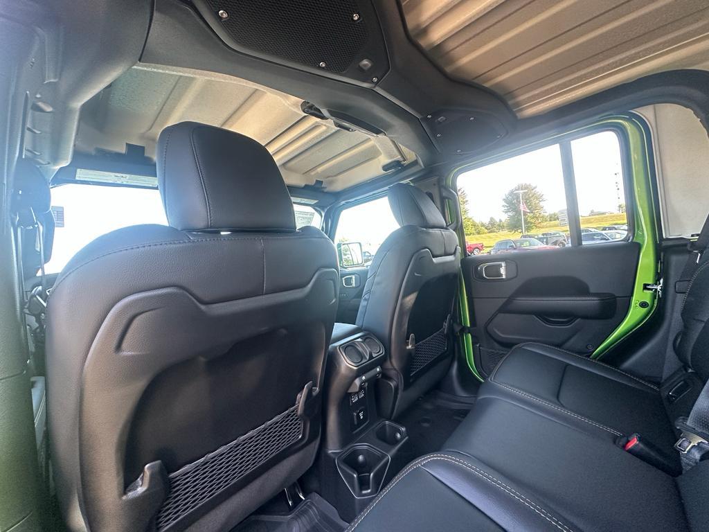 new 2025 Jeep Gladiator car, priced at $49,367