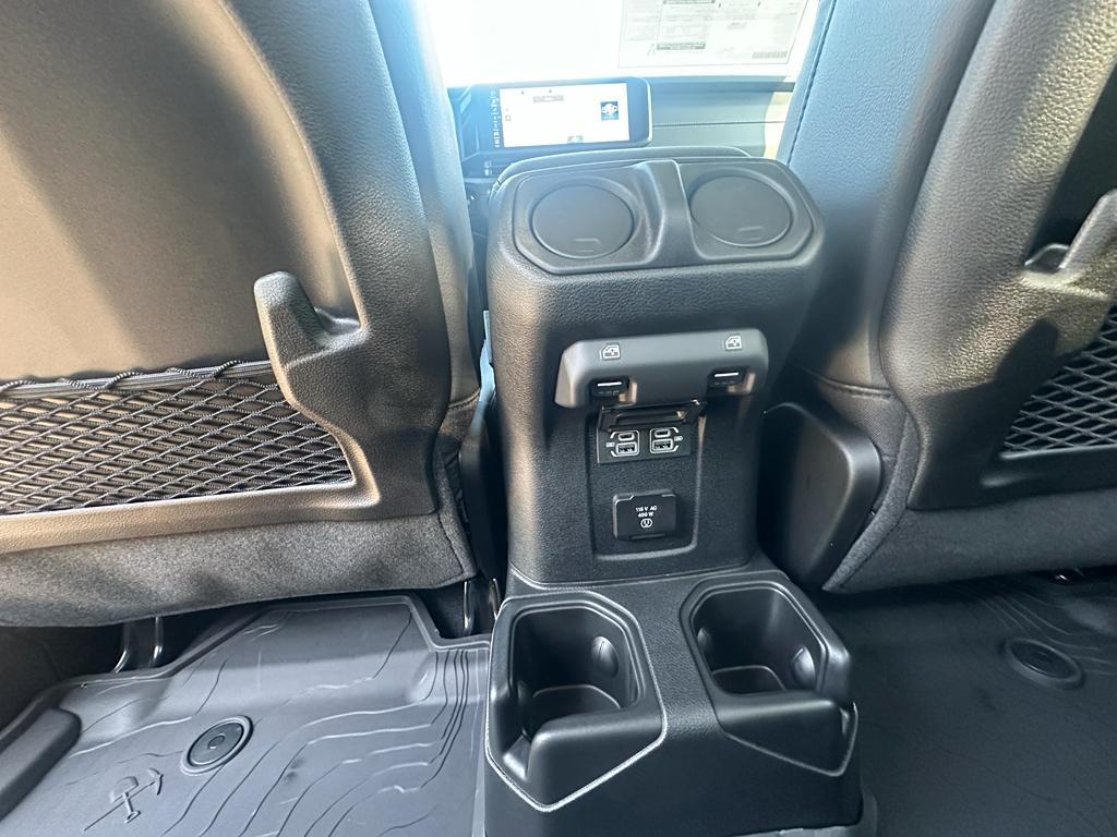 new 2025 Jeep Gladiator car, priced at $49,367