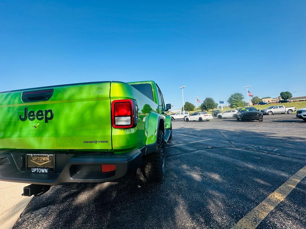 new 2025 Jeep Gladiator car, priced at $49,367