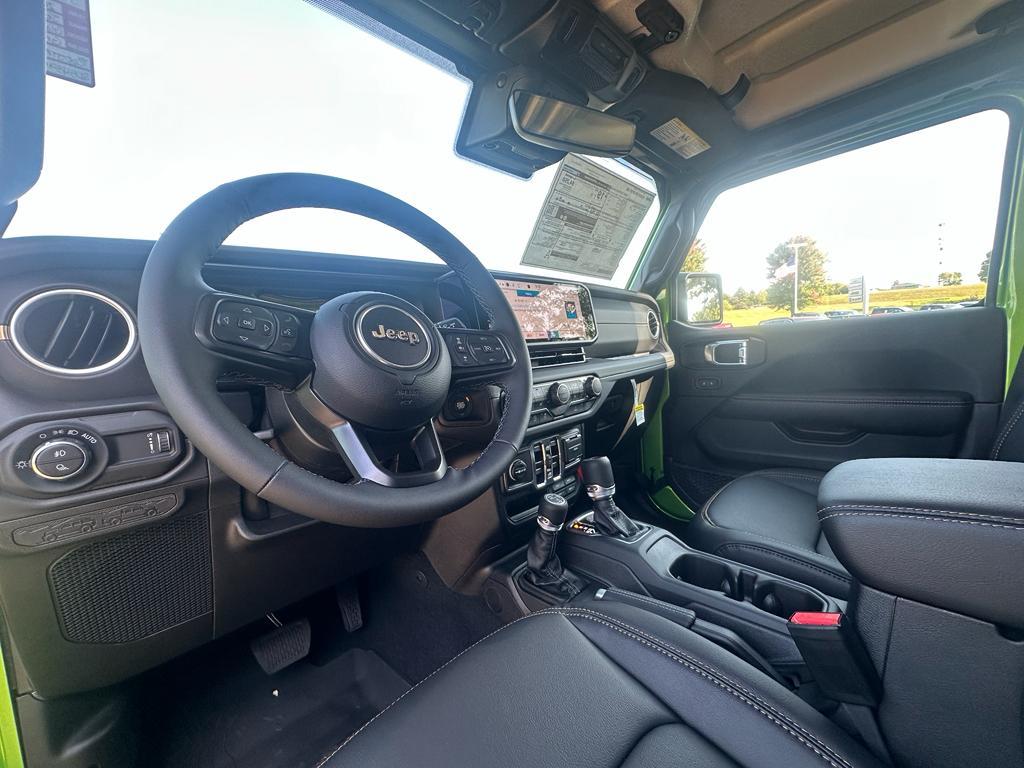 new 2025 Jeep Gladiator car, priced at $49,367