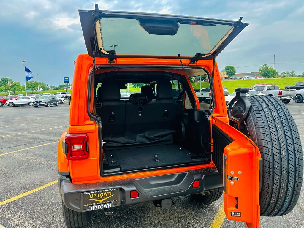 new 2025 Jeep Wrangler car, priced at $52,150