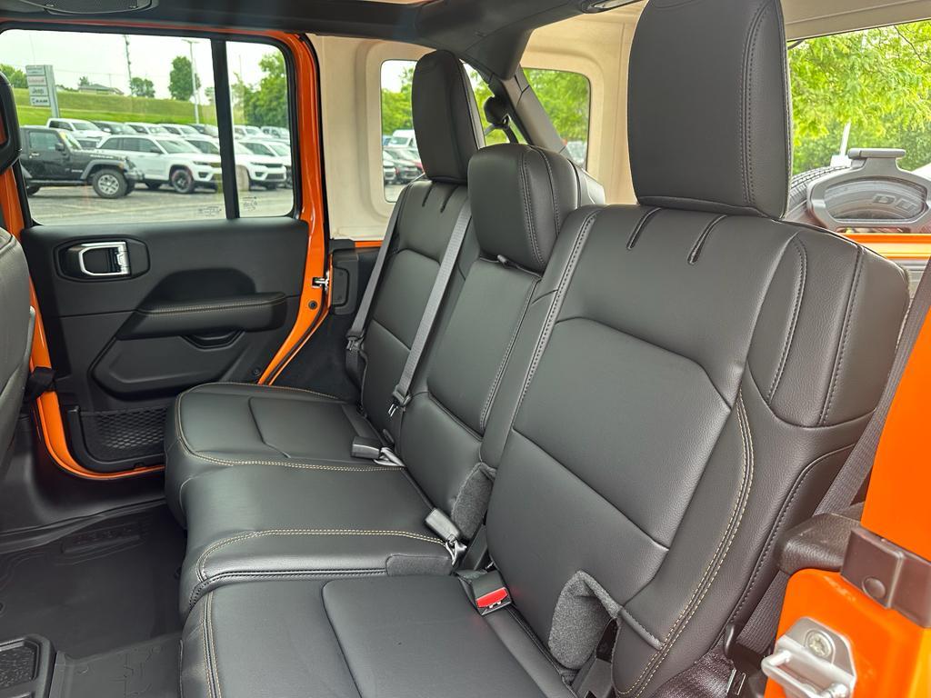 new 2025 Jeep Wrangler car, priced at $52,150