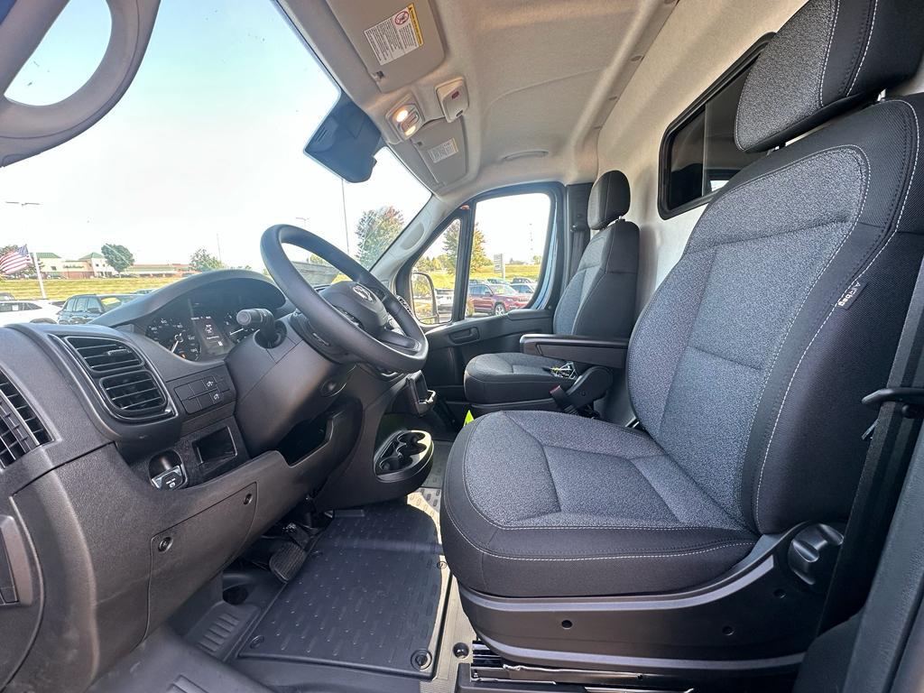 new 2025 Ram ProMaster 2500 car, priced at $48,035