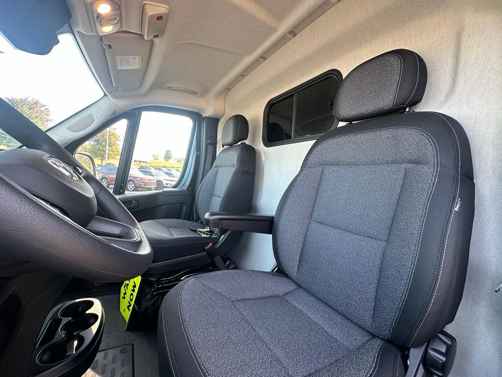 new 2025 Ram ProMaster 2500 car, priced at $48,035