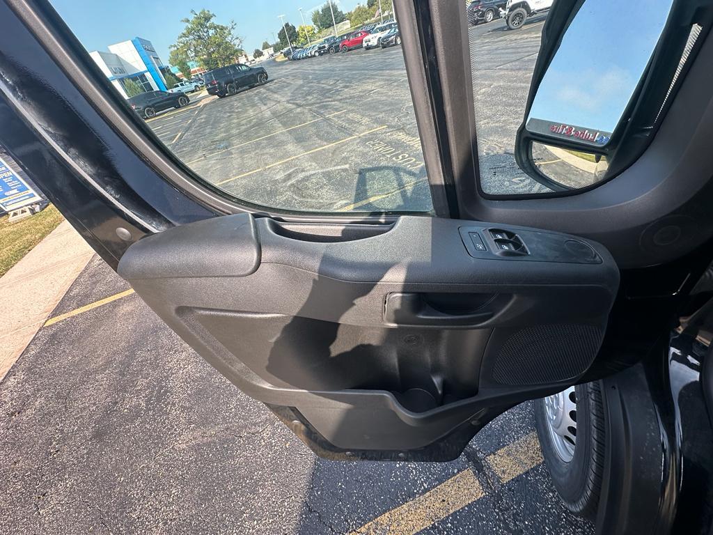 new 2025 Ram ProMaster 2500 car, priced at $48,035