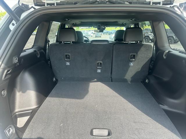 new 2025 Jeep Grand Cherokee car, priced at $41,756