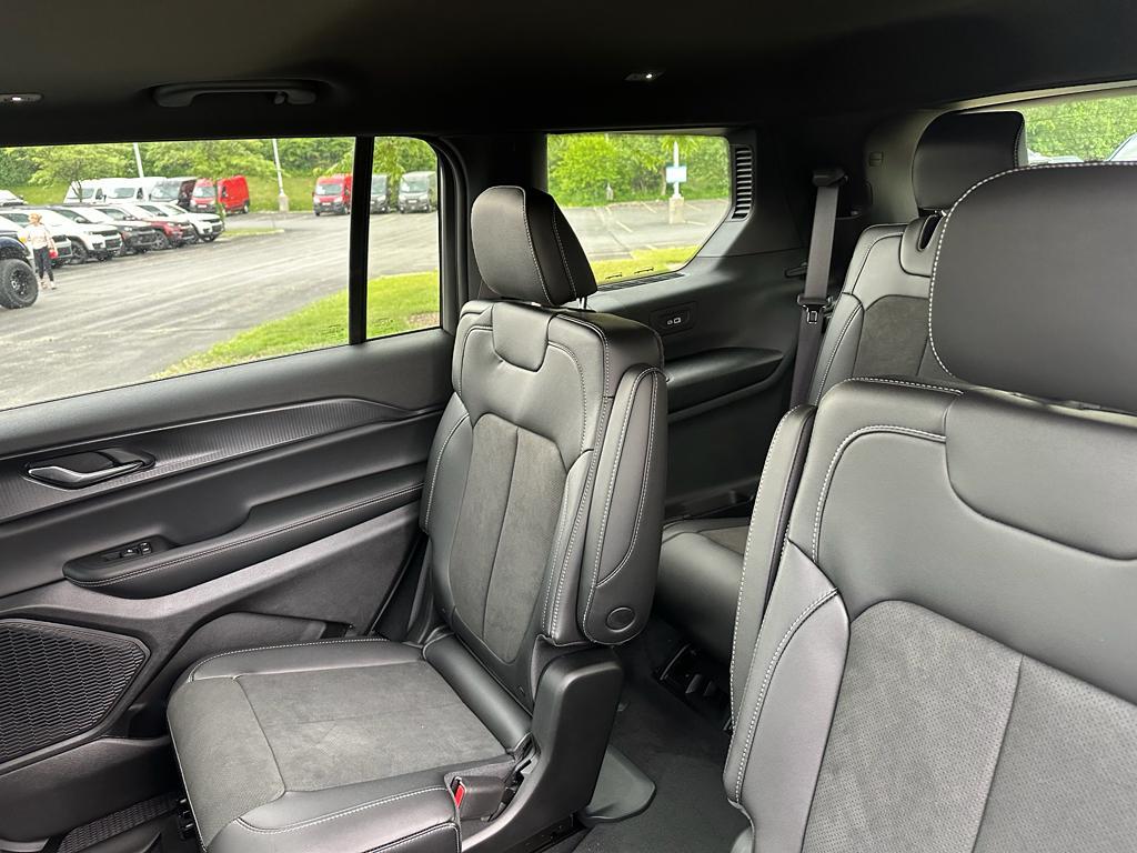 new 2025 Jeep Grand Cherokee L car, priced at $44,419