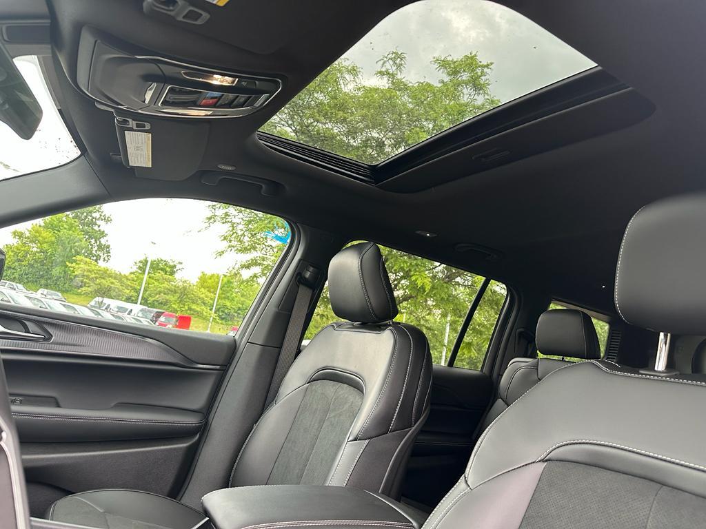 new 2025 Jeep Grand Cherokee L car, priced at $44,419