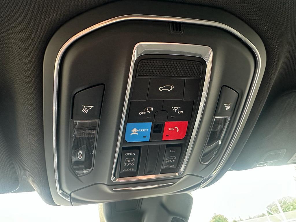 new 2025 Jeep Grand Cherokee L car, priced at $44,419