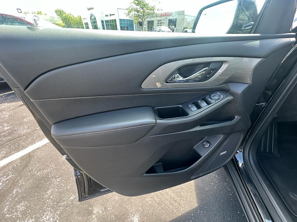 used 2019 Chevrolet Traverse car, priced at $18,650