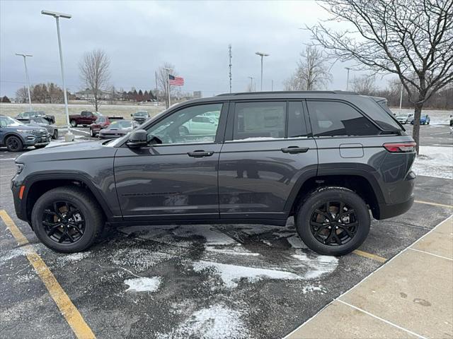 new 2025 Jeep Grand Cherokee car, priced at $41,541