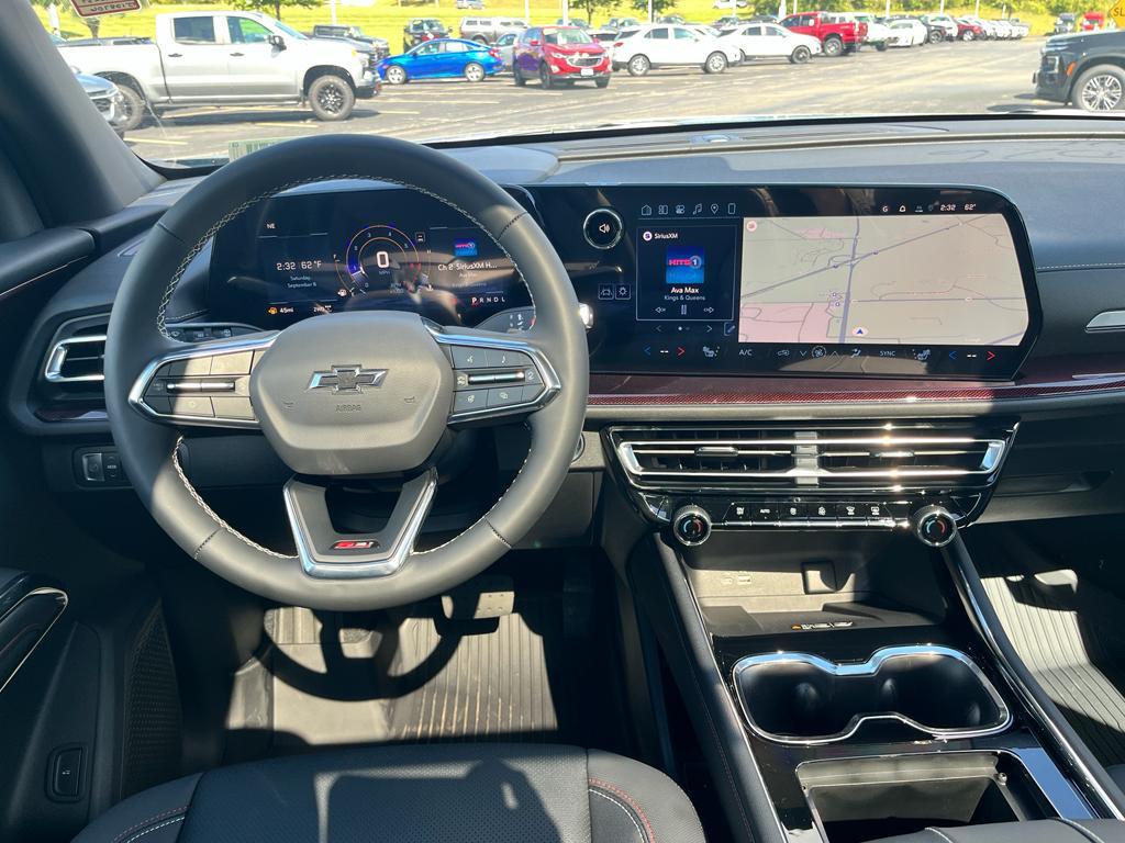 new 2026 Chevrolet Traverse car, priced at $52,840