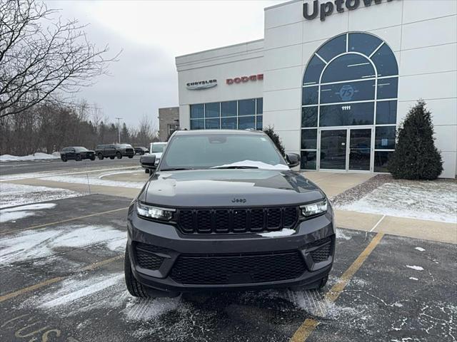 new 2025 Jeep Grand Cherokee car, priced at $44,338