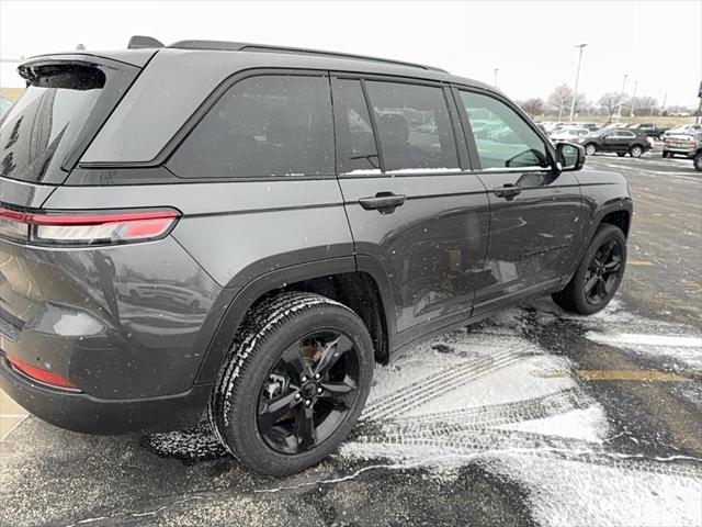 new 2025 Jeep Grand Cherokee car, priced at $44,338