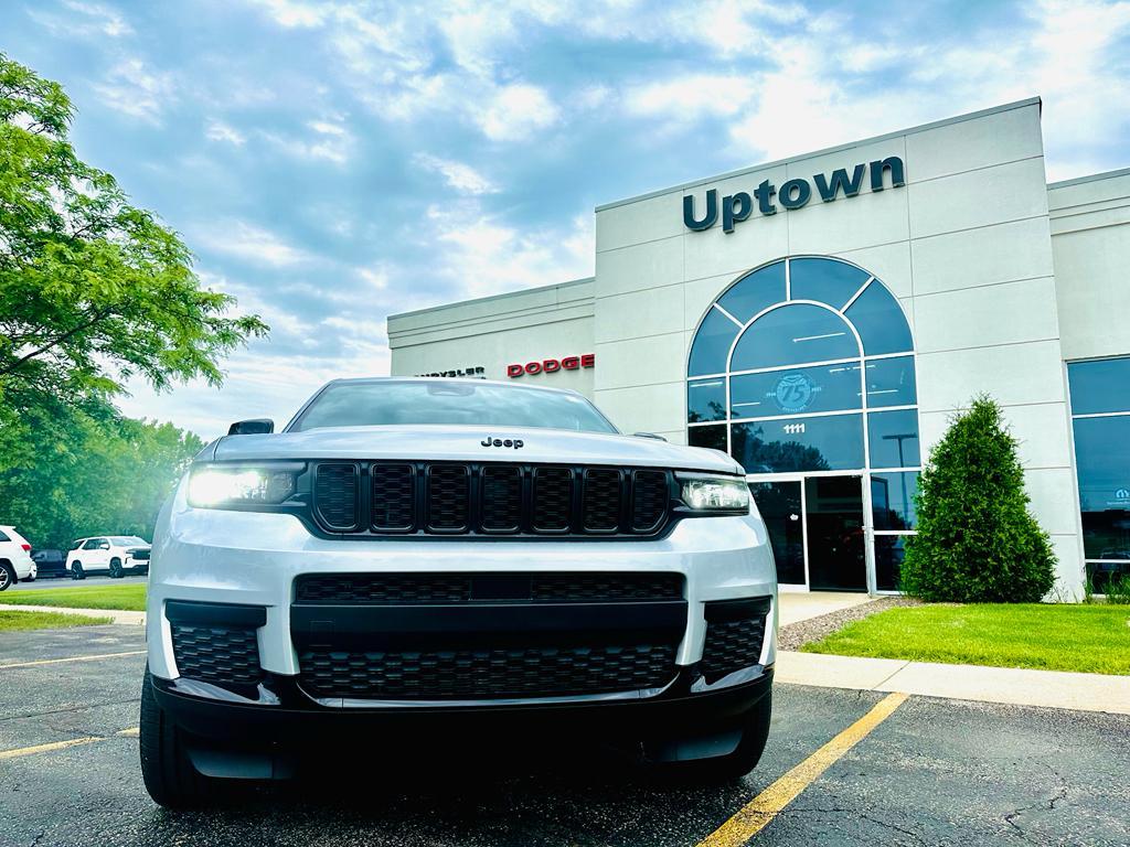 new 2025 Jeep Grand Cherokee L car, priced at $44,437