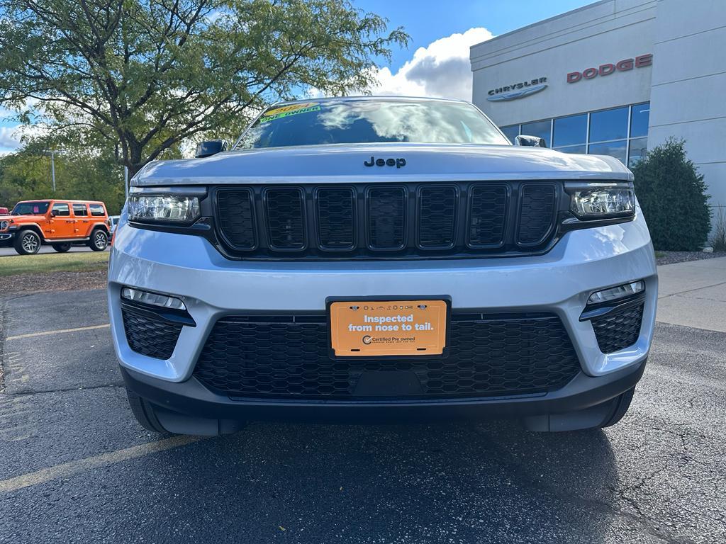 used 2024 Jeep Grand Cherokee car, priced at $41,440