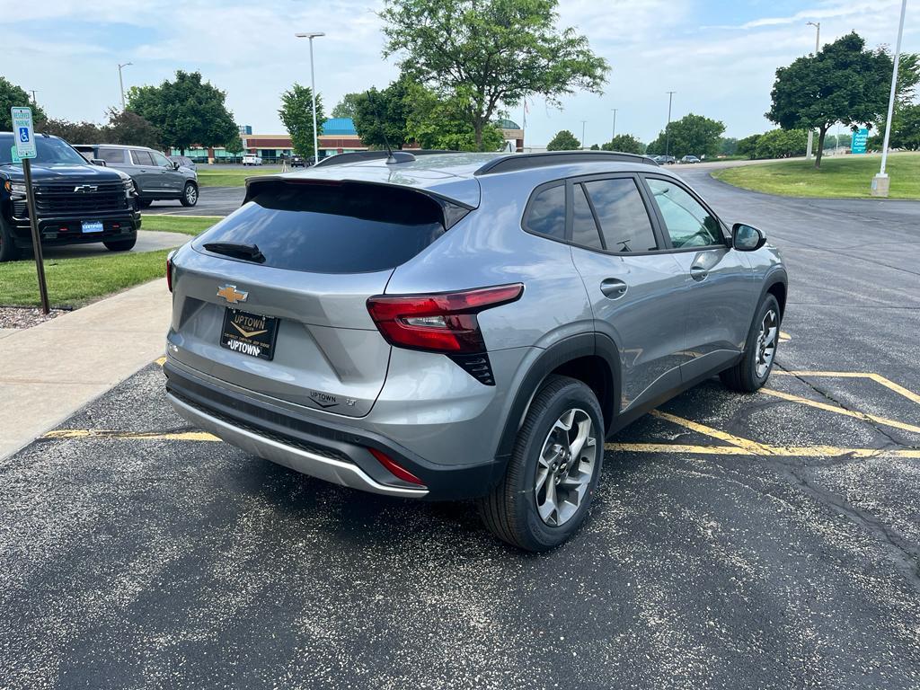 new 2025 Chevrolet Trax car, priced at $25,580