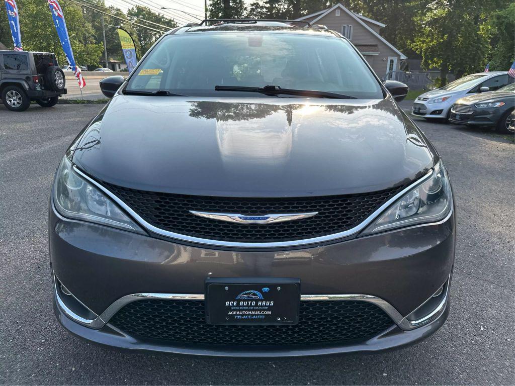 used 2018 Chrysler Pacifica car, priced at $14,495